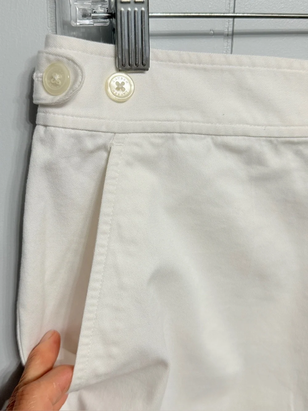 Ralph Lauren off-White 13”  Shorts 97% Cotton 3% Elastin